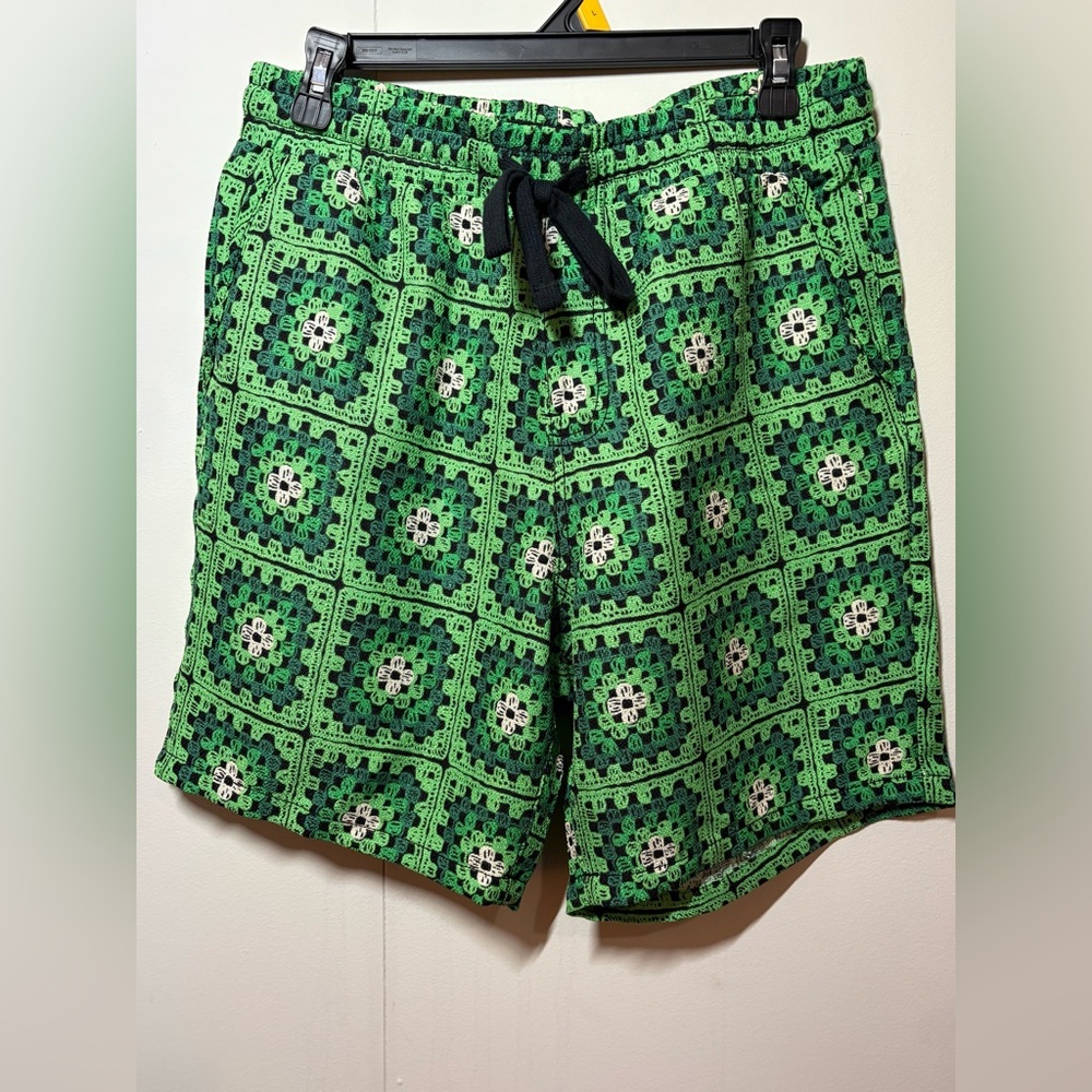 Malibu Green Crochet Pattern Athletic Set